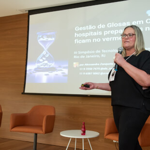 Alessandra Zanqueta - Especialista em OPME com mais de 30 anos de experiência prática na área, atua como consultora estratégica, professora e sócia-fundadora da ZMED.