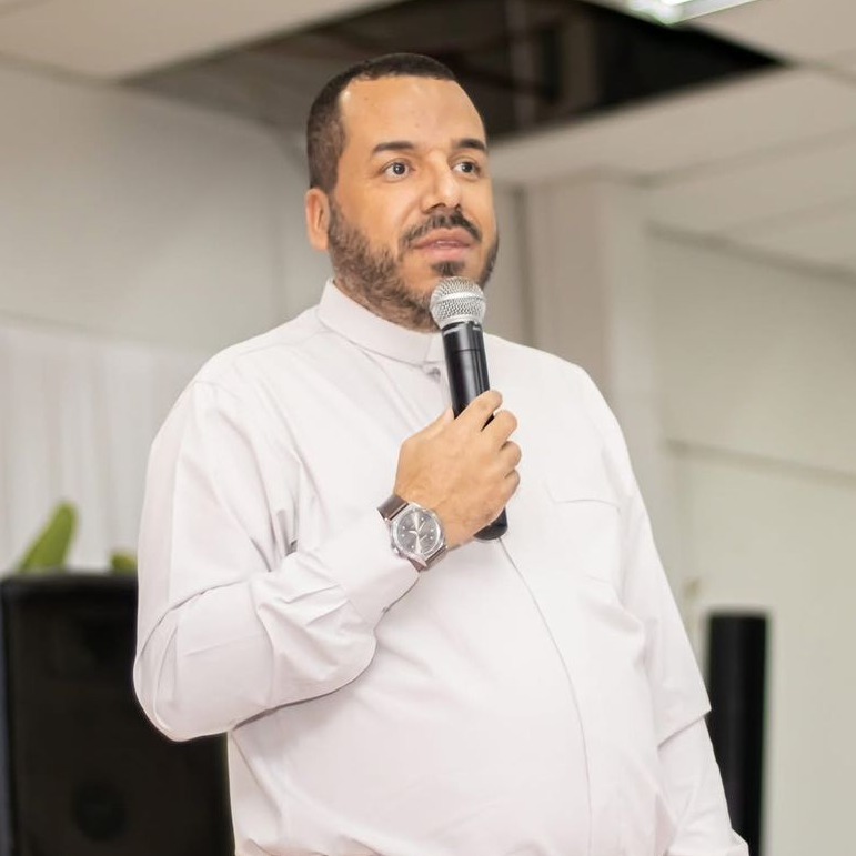 Prof. Me. Pe. Fabio Almeida Santos