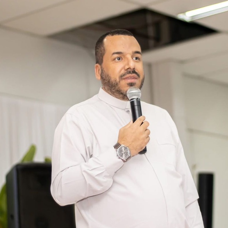 Prof. Me. Pe. Fabio Almeida Santos