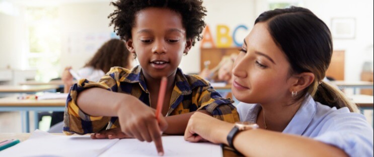 ENSINO E APRENDIZAGEM DE LÍNGUA PORTUGUESA COMO IDIOMA MATERNO