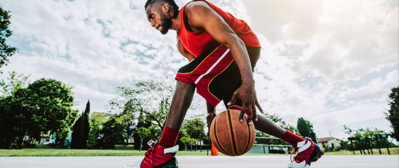PREPARAÇÃO FÍSICA E PERIODIZAÇÃO APLICADAS AO BASQUETEBOL