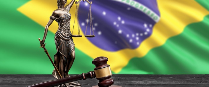 POLÍTICAS PÚBLICAS DE ESPORTE E LAZER NO BRASIL