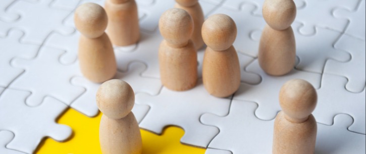 PESSOAS, GRUPOS E EQUIPES