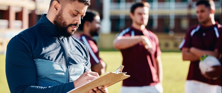 ORGANIZAÇÃO, CONTROLE E AVALIAÇÃO DE EQUIPES