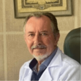 Dr. Edevar Daniel