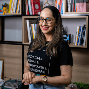 Ana Ribeiro - Instrutora e Diretora de Recursos Humanos da PreparaRH