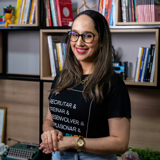 Ana Ribeiro - Instrutora e Diretora de Recursos Humanos da PreparaRH
